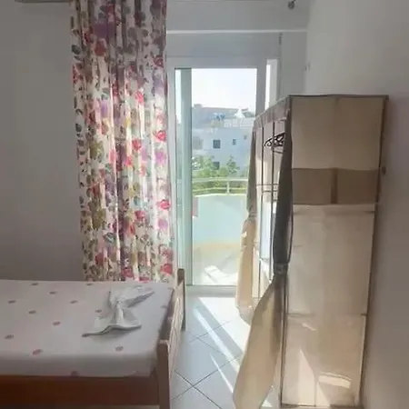 Apartment Mai